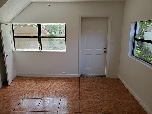 4th image of 5114 Preston Ave S