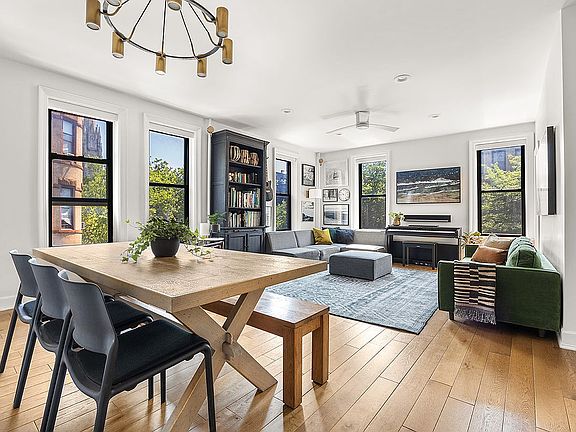 2nd image of 264 6th Ave APT 3DE