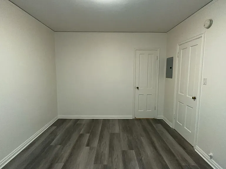 4950 Beverly Blvd #1/2 — Photo 12