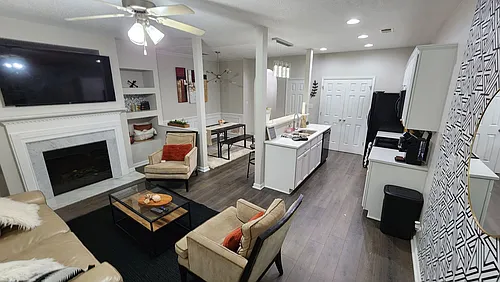 4850 W Park Cir Photo 1