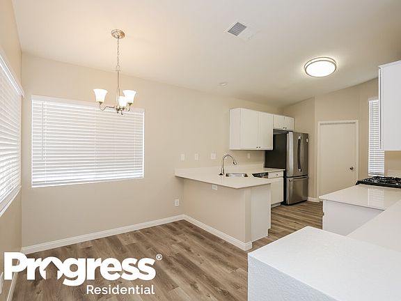 5th image of 3015 Clear Canyon Ln
