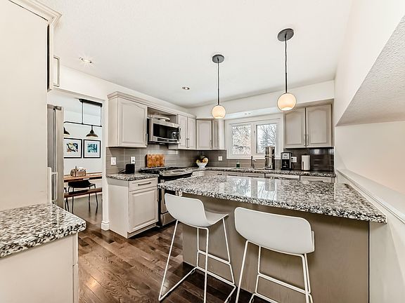 4th image of 29 Bradburn Cres