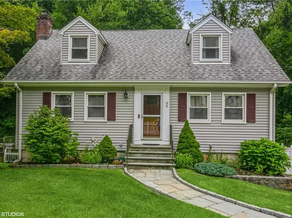 33 Greenwood Lane, White Plains, NY 10607