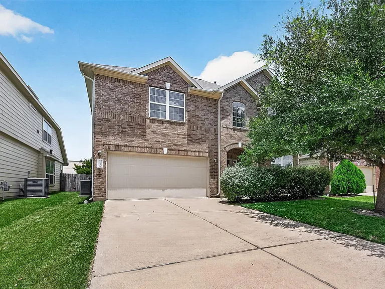 24906 Clover Ranch Dr — Photo 2