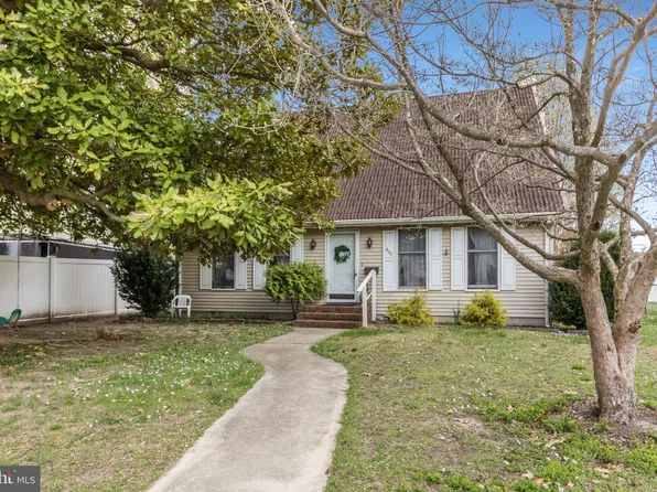 415 N Phillips St, Seaford, DE 19973
