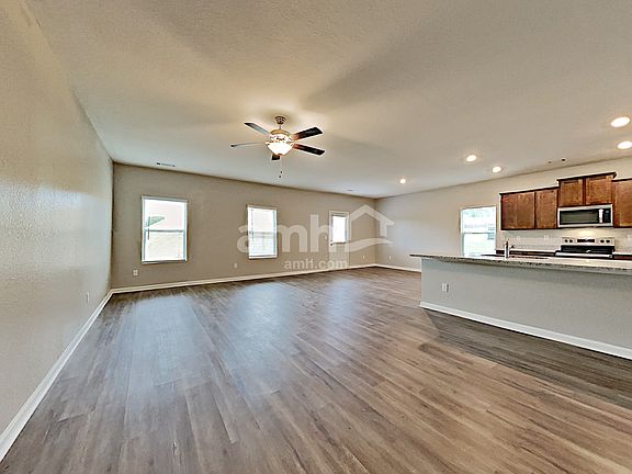 5th image of 3420 Ridge Hill Pkwy