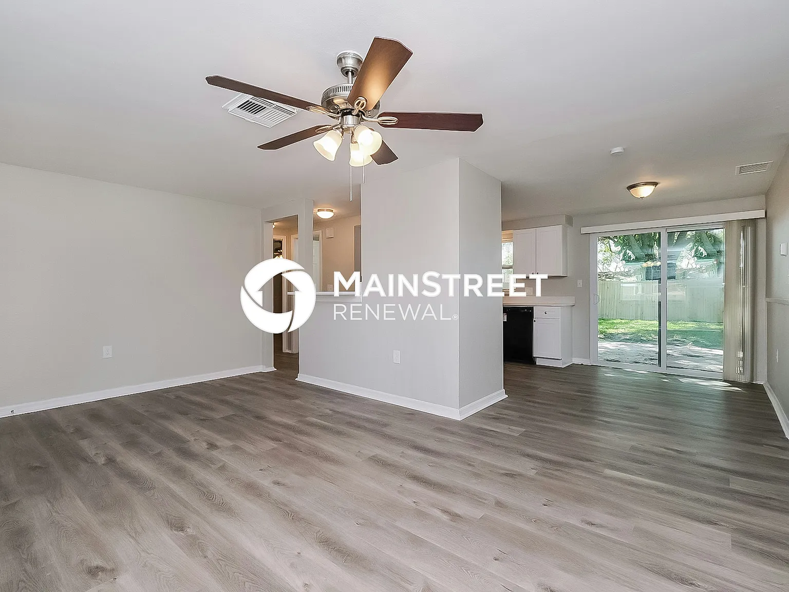 5040 Valimor Dr — Photo 2