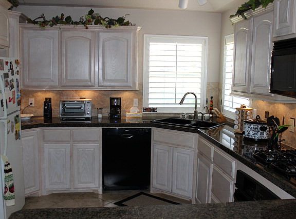 3rd image of 7033 Tobosa Ave
