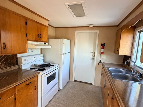 1634 Broad St APT D1