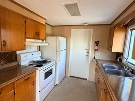 1634 Broad St, Cranston, RI