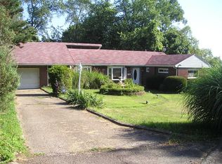 801 Shadycrest Rd, Pittsburgh, PA 15216