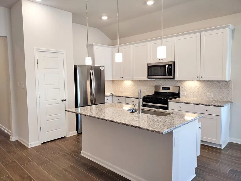 10511 Briceway Bay — Photo 12