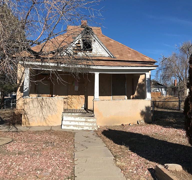 1st image of 1101 E 10th St