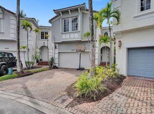 20870 NE 30th Pl, Aventura, FL 33180
