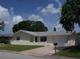 7321 Lincoln Park Ln, Port Richey, FL 34668