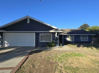 1961 Barrington Ct, Claremont, CA 91711