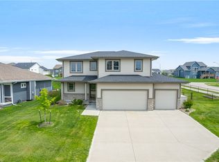 1615 NE Vicksburg Dr, Ankeny, IA 50021