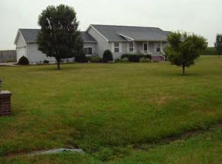 17195 E 4200 North Rd, Hoopeston, IL 60942