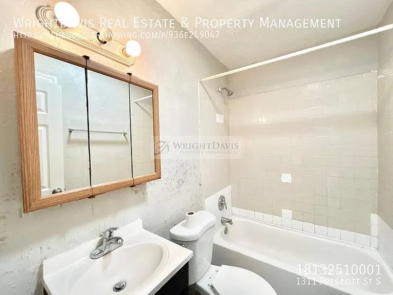 1311 Prescott St S — Photo 22