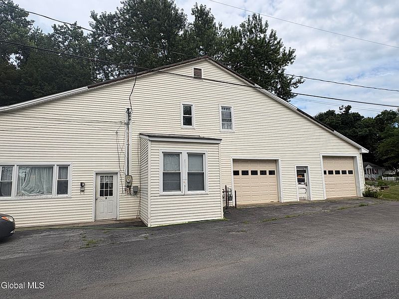 2nd image of 6 Spruce Street