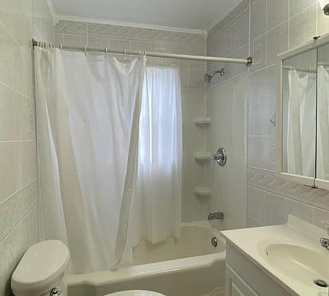 5th image of 5525 New Haven Rd