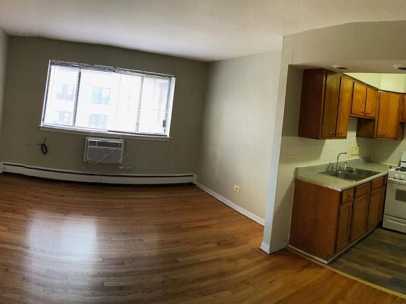3rd image of 5420 N Kenmore Ave APT 203
