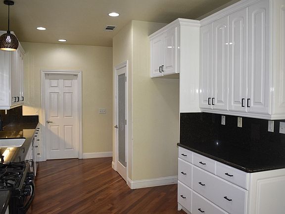4th image of 7698 Highland Ave Unit A