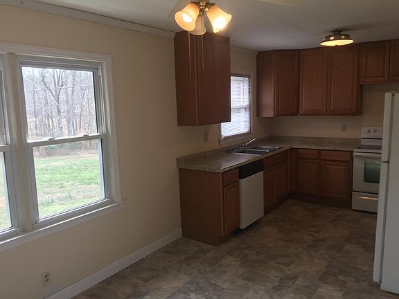 Large backyard, Energy efficient windows