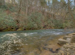 571 Gallery Ct #1, Ellijay, GA 30540