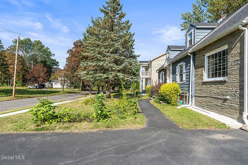 3rd image of 630 Rankin Avenue