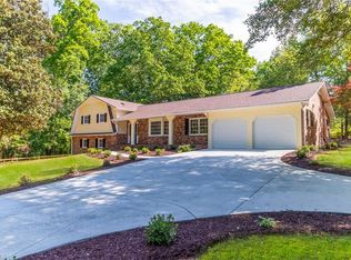 4420 Greenmeadow Lakes Cir, Winston Salem, NC 27106