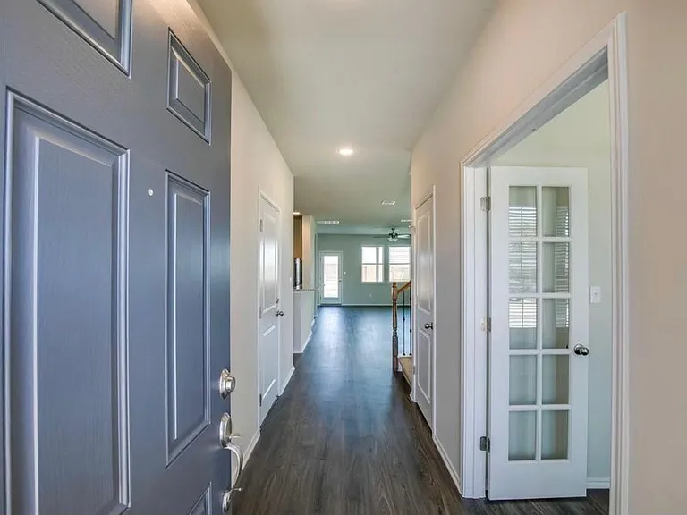 129 Goldfinch Dr — Photo 5
