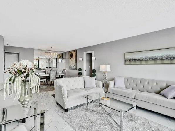 3701 N Country Club Dr APT 605, Aventura, FL 33180