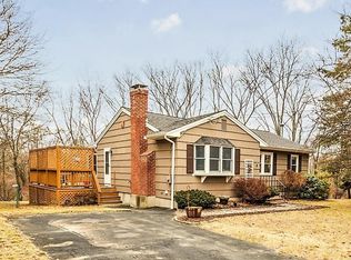 8 Pyne Cir, Franklin, MA 02038