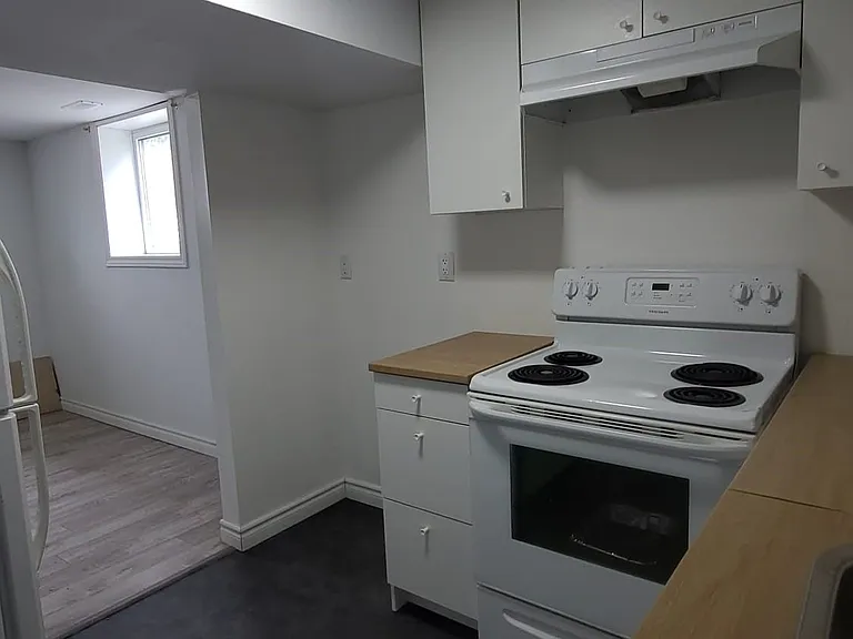 24 Chilton Dr — Photo 5