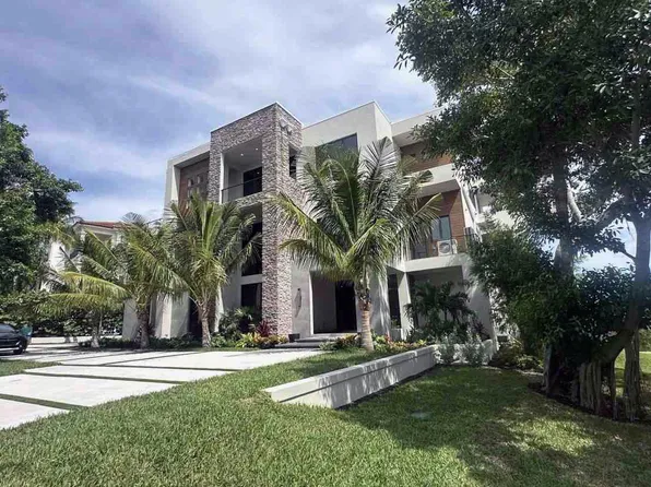 1150 Blue Hill Creek Dr, Marco Island, FL 34145