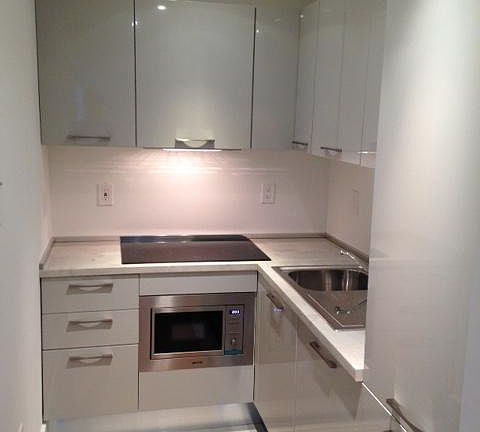2nd image of 600 15th St APT 1
