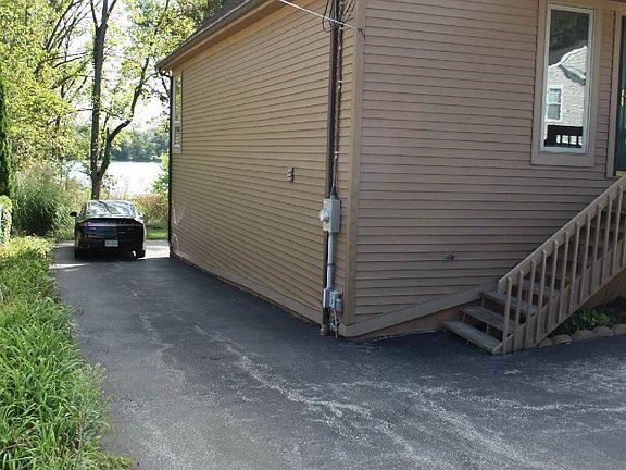 Driveway to Garage