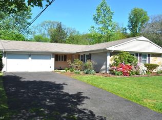 42 Johnson Rd, Somerset, NJ 08873