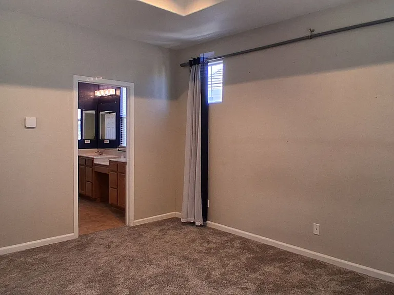 562 Ranger St — Photo 25