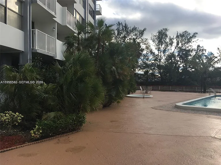 1200 NE Miami Gardens Dr #315W — Photo 20