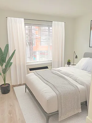 Rented by R New York | media 6