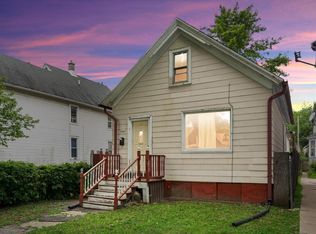 1111 S 20th St, Milwaukee, WI 53204