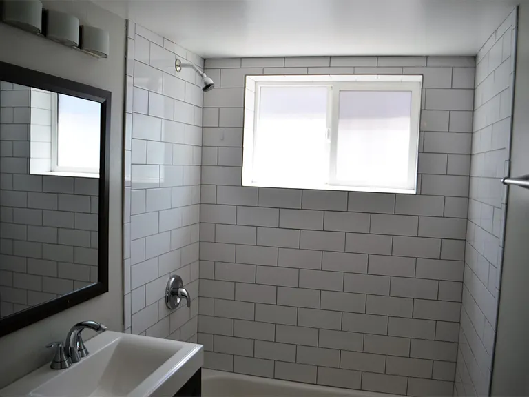 326 W Earll Dr — Photo 8