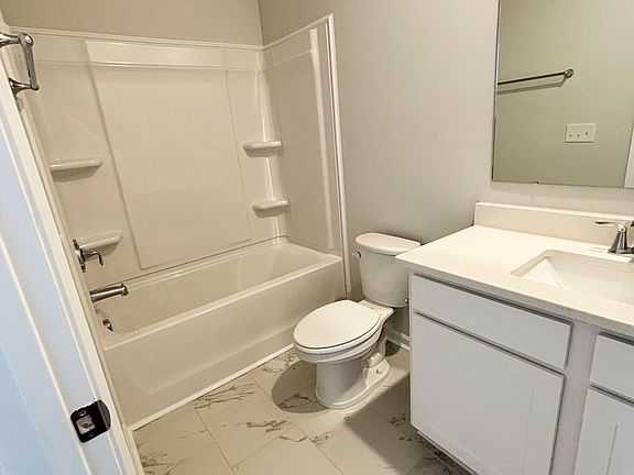 4th image of 14479 Mountain Stream Dr