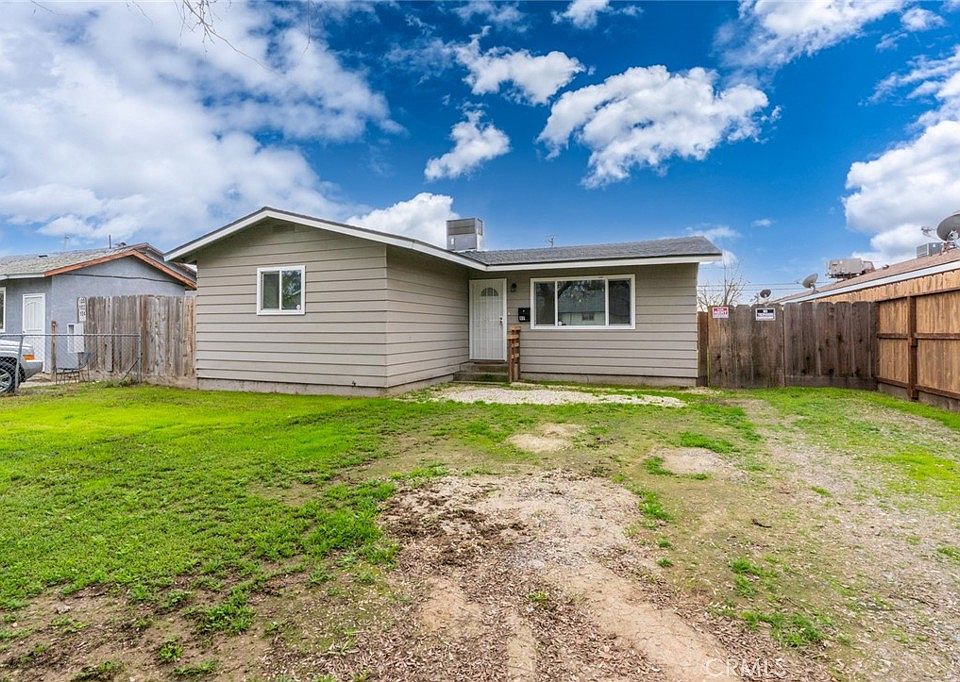 1st image of 92 E 12th St