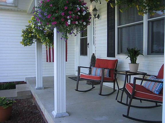 2nd image of 804 Navaho Dr