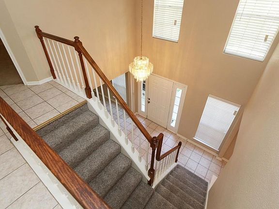 4th image of 1431 Plumwood Dr
