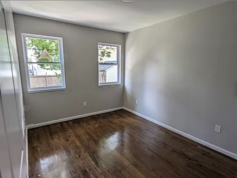 45 N 16th St #1 — Photo 5