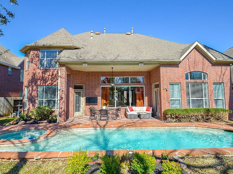 5835 Stratford Gardens Dr — Photo 28